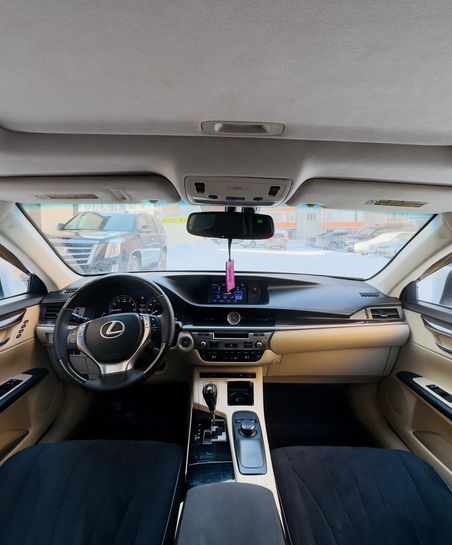 Lexus ES350