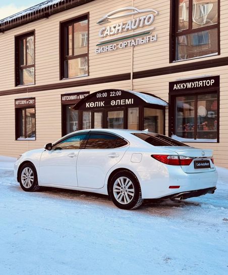 Lexus ES350